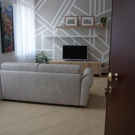 Appartamento a Verona e parcheggio nella proprietà Exterior foto